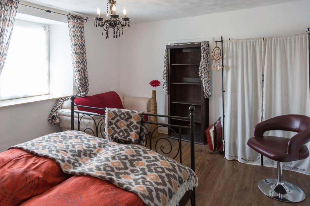 Wohnung Am Nurburgring Drees Buitenkant foto